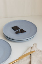 Lade das Bild in den Galerie-Viewer, THE NAKOA "ALORA" DESSERT PLATE - SET OF 4 (Into the Sea)