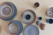 Lade das Bild in den Galerie-Viewer, THE NAKOA "ALORA" DINNER PLATE - SET OF 4 (Into the Sea)