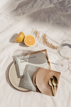 Lade das Bild in den Galerie-Viewer, NAKOA-Geschenkgutschein