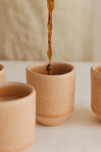 Lade das Bild in den Galerie-Viewer, THE NAKOA &quot;ALORA&quot; ESPRESSO CUP - SET OF 4 (Sunny Peach)
