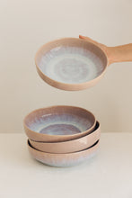 Lade das Bild in den Galerie-Viewer, THE NAKOA &quot;ALORA&quot; PASTA BOWL - SET OF 4 (Subconscious)
